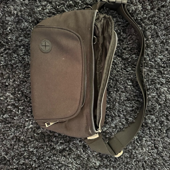 Belt Bag style Diaper Bag - Picture 5 of 6